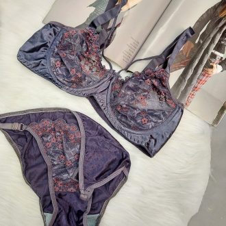 ست لباس زیر گیپور هارنس دار مدل آفتاب گردان