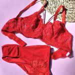 ست لباس زیر گیپور هارنس دار مدل یسنا(قرمز)