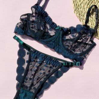 ست لباس زیر گیپور مدل مارال (سبز)