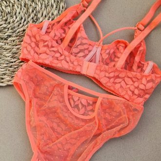 ست لباس زیر گیپور هارنس دار مدل ثمین