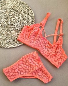 ست لباس زیر گیپور هارنس دار مدل ثمین