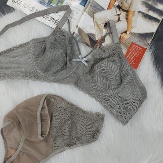 ست لباس زیر گیپور هارنس دار مدل کاج (طوسی کدر)